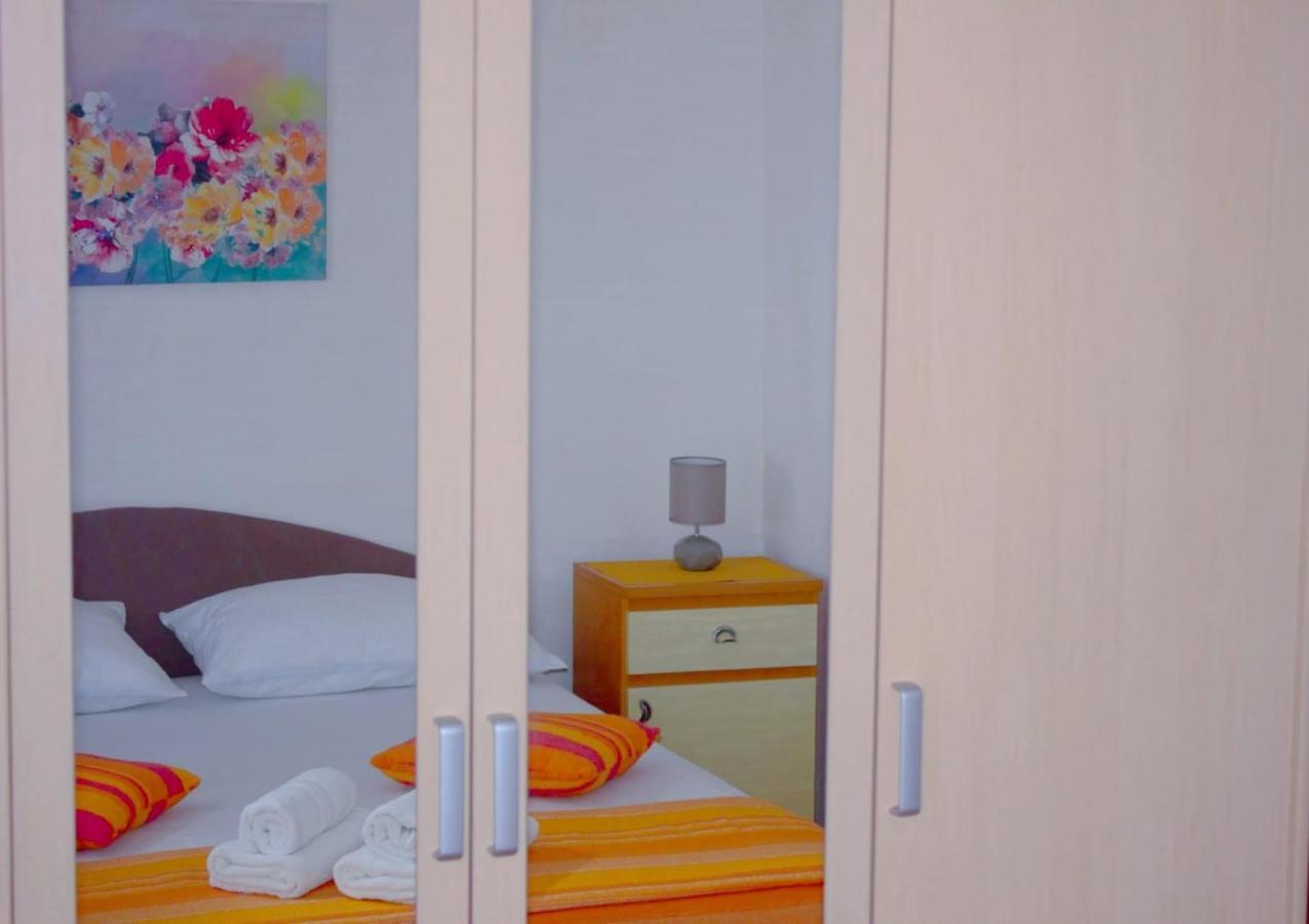 Apartment Ema Trogir Ngoại thất bức ảnh