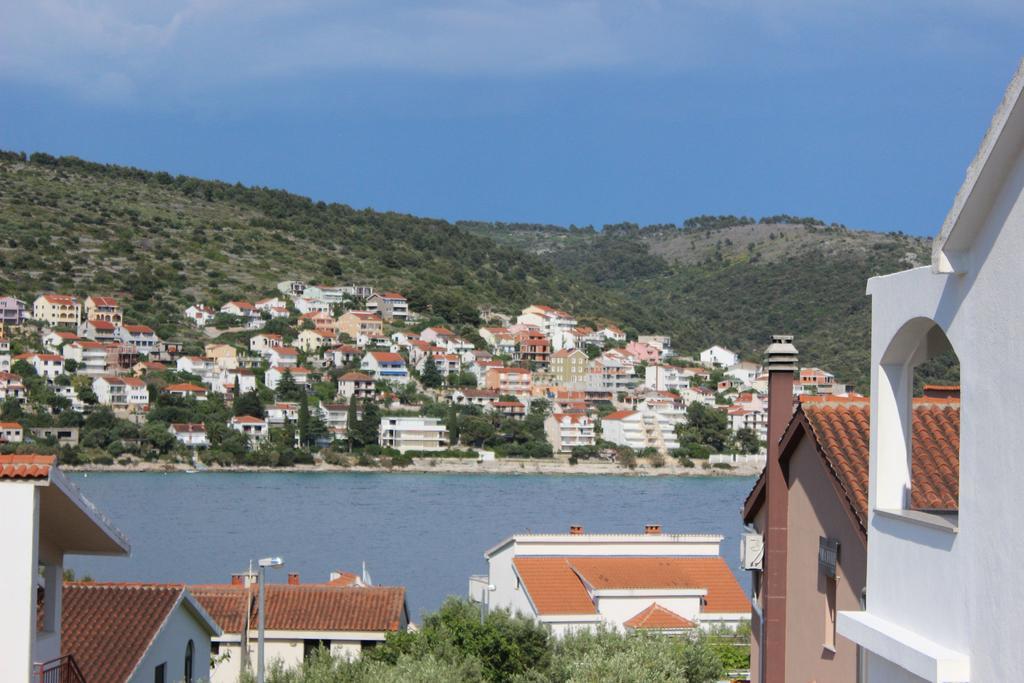 Apartment Ema Trogir Phòng bức ảnh